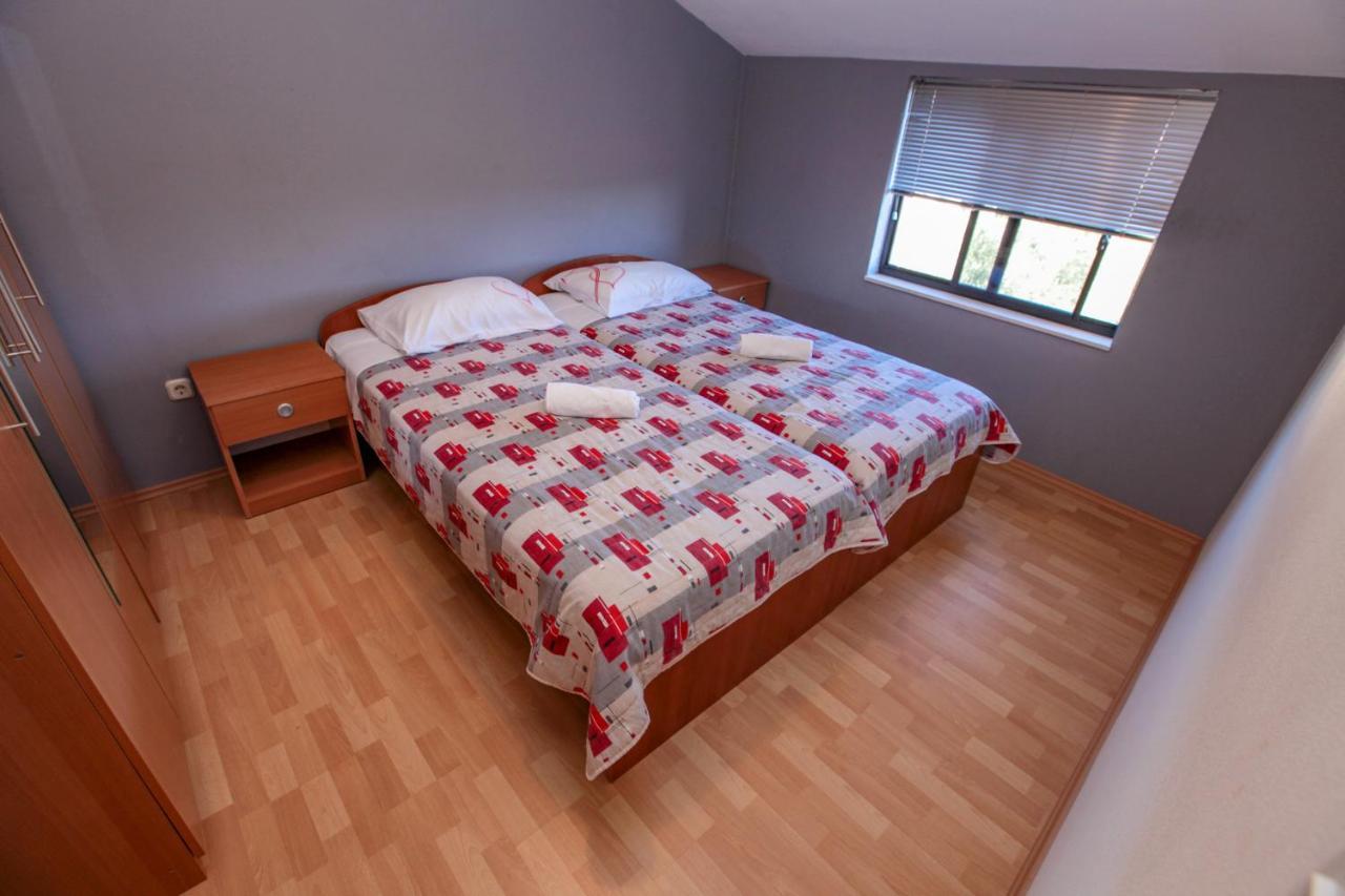 Vila Perunika Sukošan Buitenkant foto