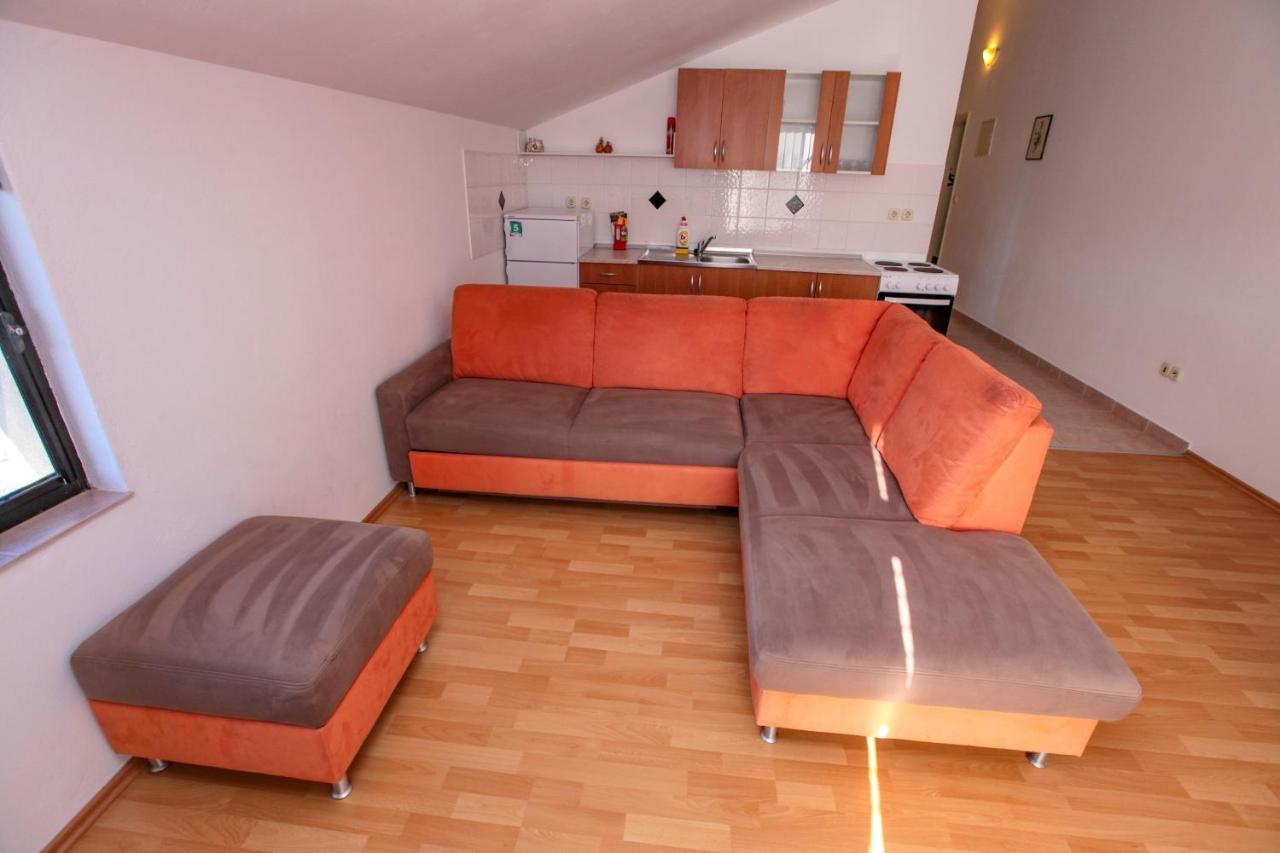 Vila Perunika Sukošan Buitenkant foto